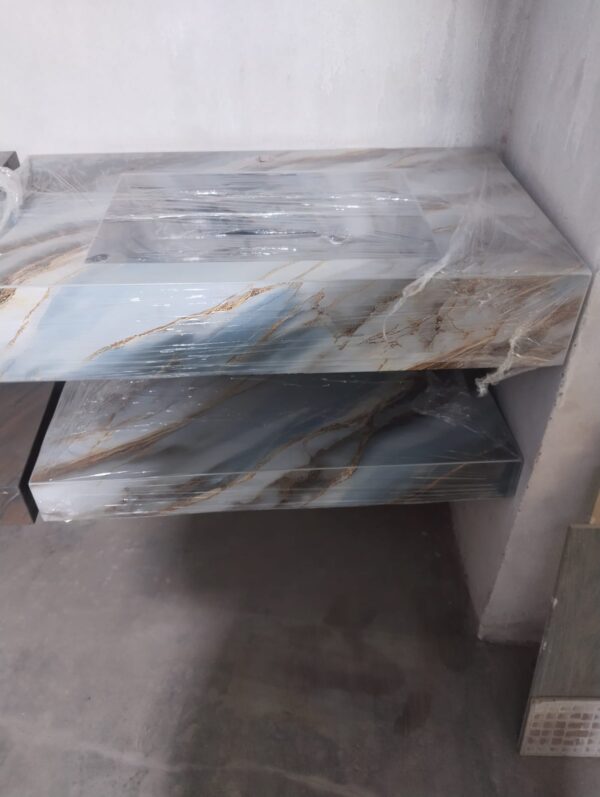Vanities Lavish 2