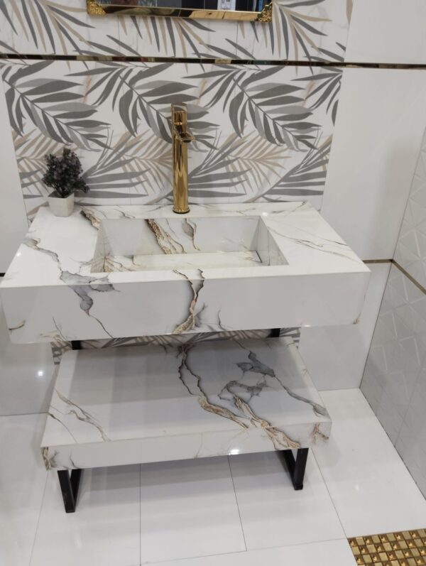 Vanities Lavish 12