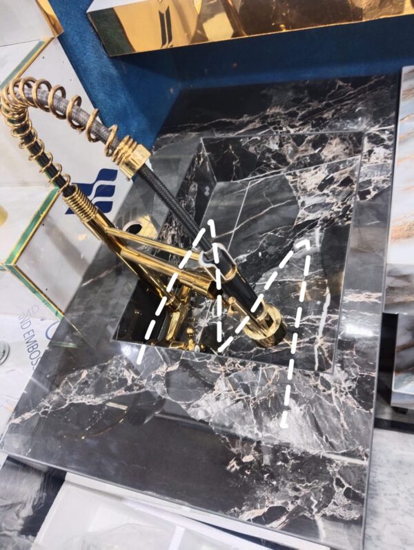 Vanities Lavish 17
